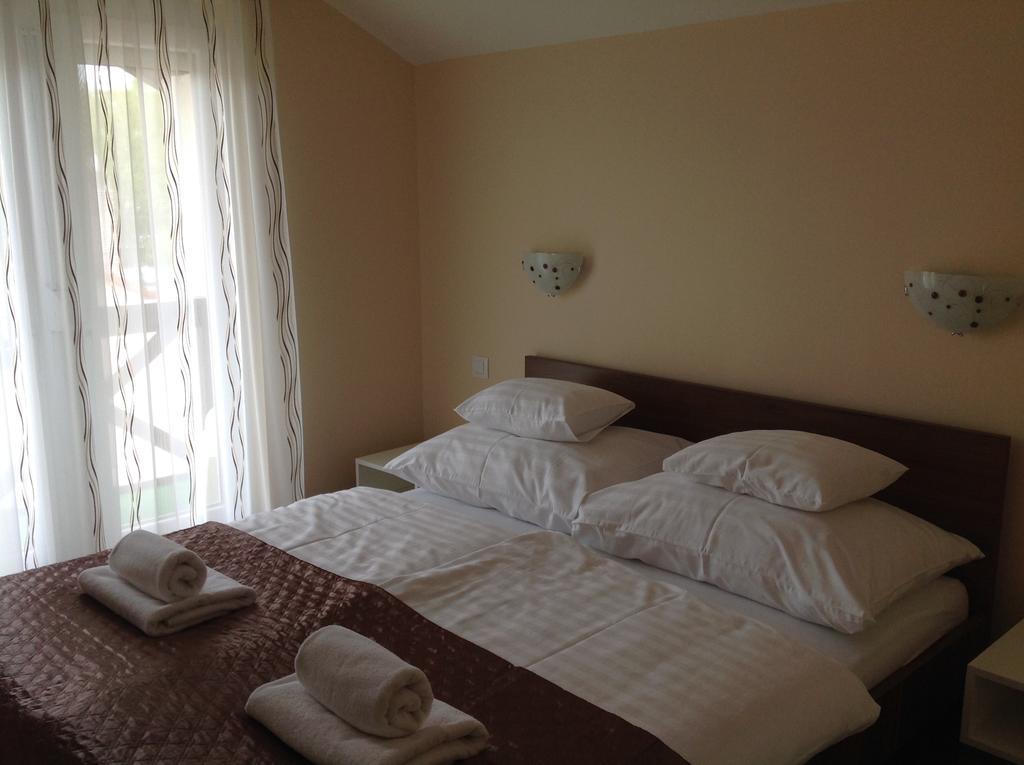 Jokai Apartmanhaz Heviz Exterior photo